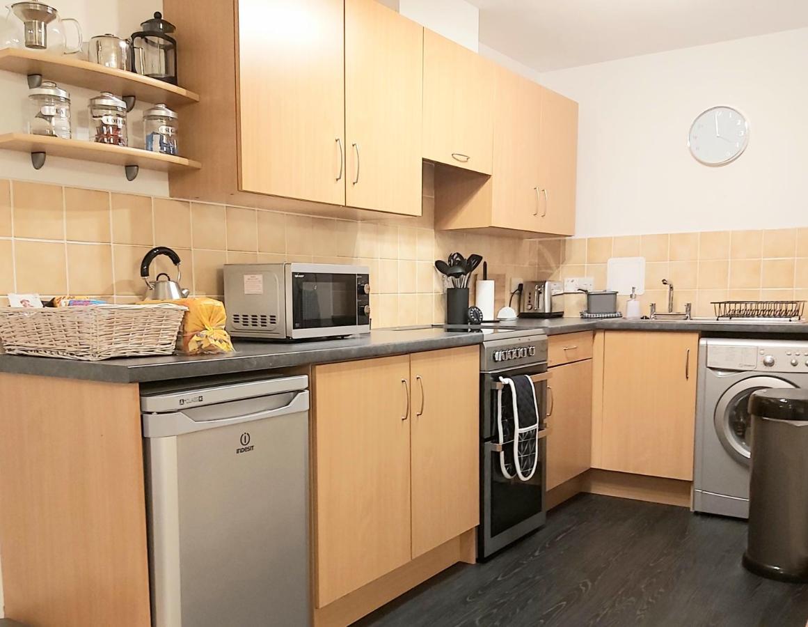 Inverness City Centre Apartment With Elevator And Google Chromecast Dış mekan fotoğraf
