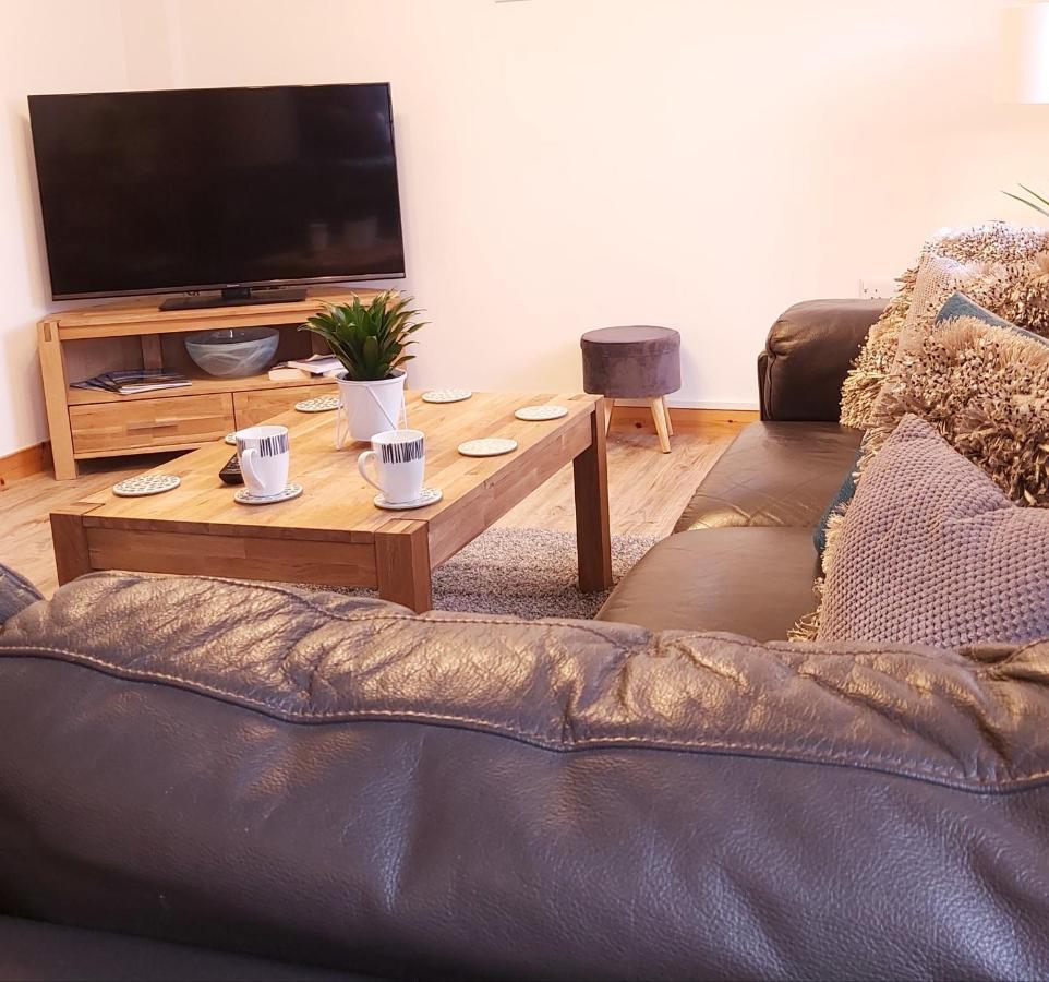 Inverness City Centre Apartment With Elevator And Google Chromecast Dış mekan fotoğraf
